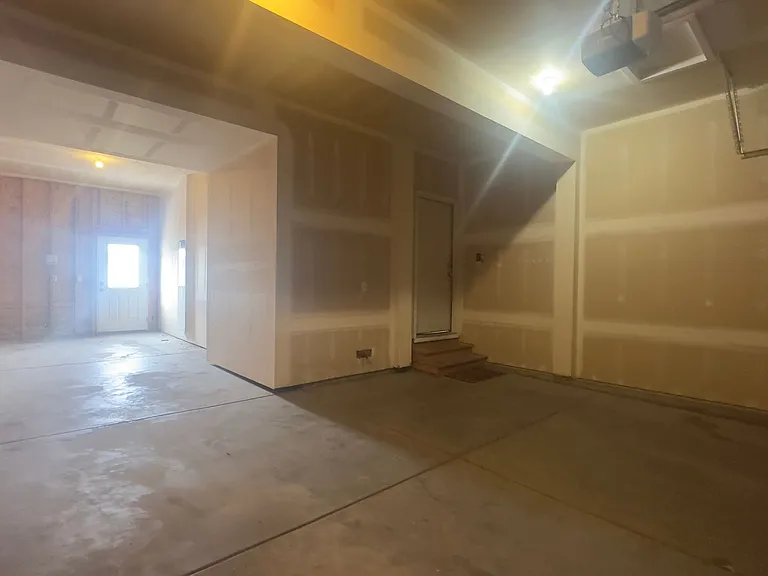 4336 Carlyle Ln — Photo 14