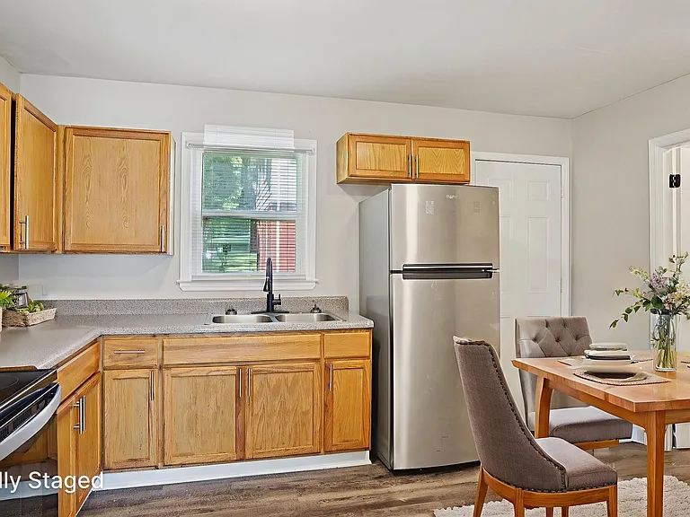1601 West Townhomes — Photo 6