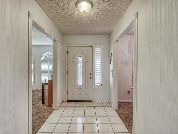 5th image of 6733 Mariposa Dr