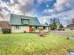 1610 Pleasant St, Forks, WA 98331