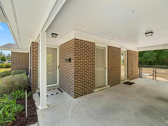 3rd image of 6381 Audubon Dr