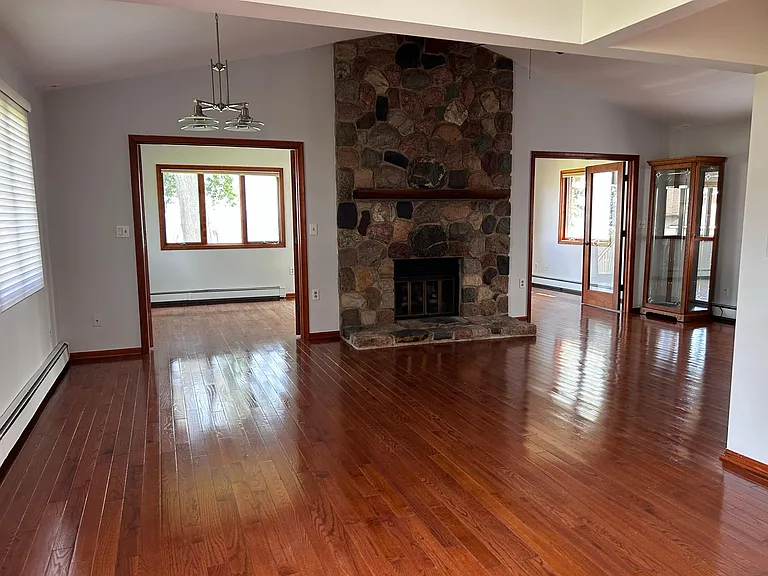 49334 Bayshore Dr — Photo 10