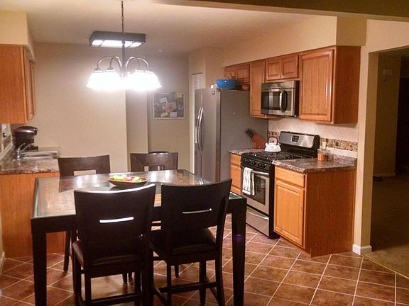 5th image of 3735 Iona Ave