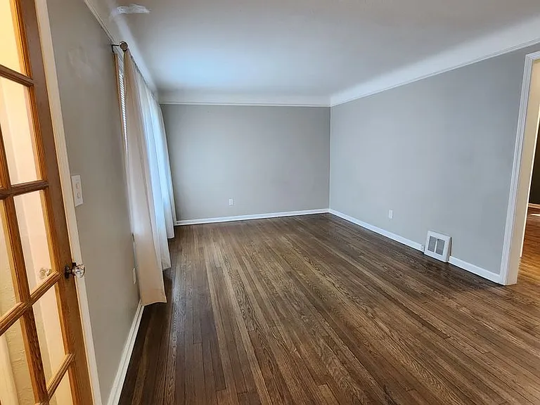 1141 Worton Blvd — Photo 3