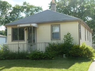 2749 S 69th St, Milwaukee, WI 53219