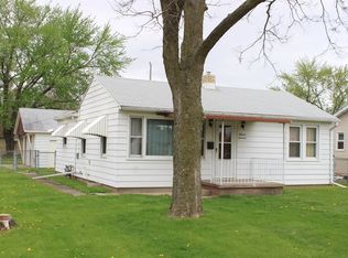 1114 W 20th St, Rock Falls, IL 61071