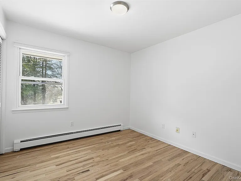 1618 Morningview Dr — Photo 22