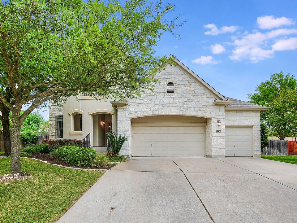 1st image of 1205 Magnolia Ct