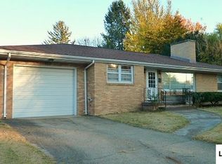 529 N Vine St, Lincoln, IL