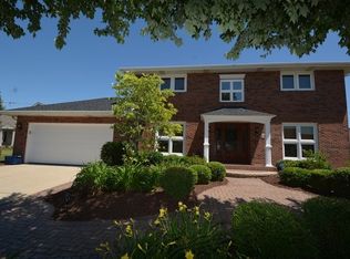 1631 Pathway Dr, Naperville, IL 60565
