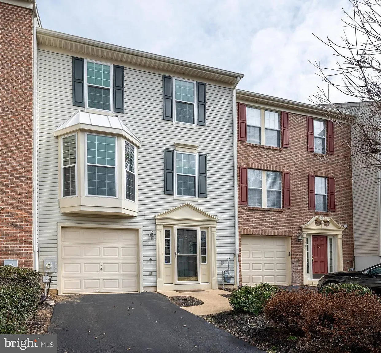 206 Sloan Ct photo 1