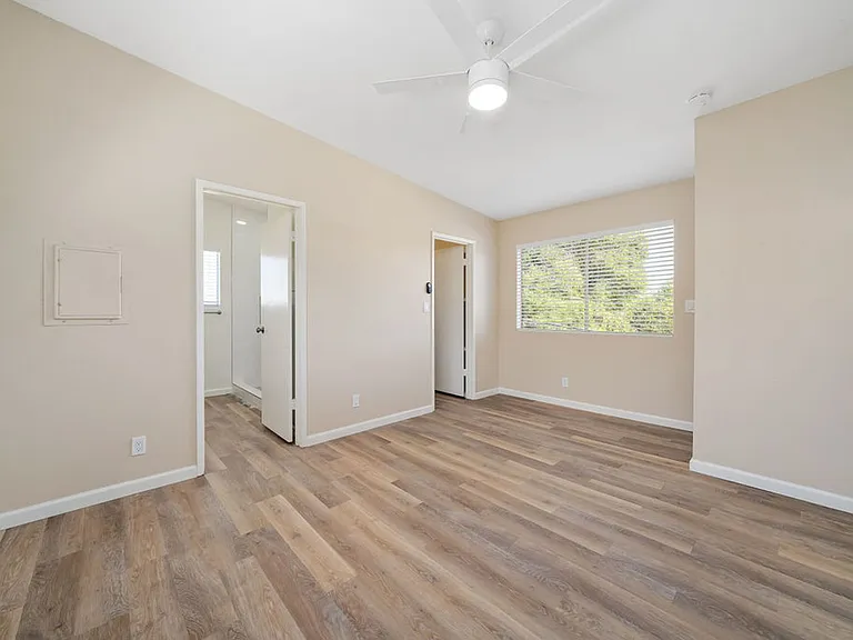 1249 Palm St — Photo 39