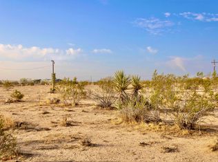 56720 Amargon Rd, Landers, CA 92285