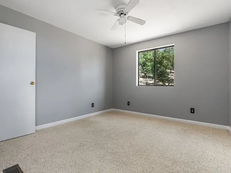 26120 Deertrail Dr — Photo 12