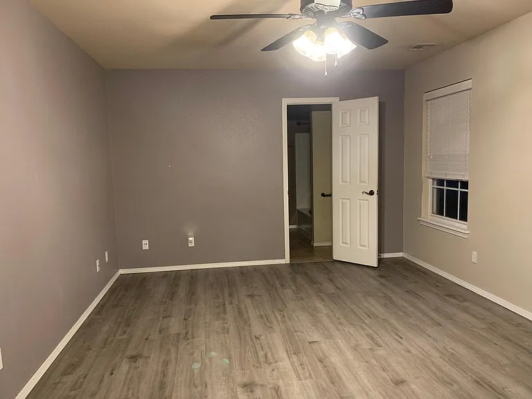 700 N Cummings Ave — Photo 9