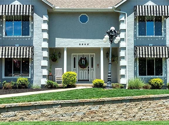 4th image of 2605 NW Stonecrest Ct