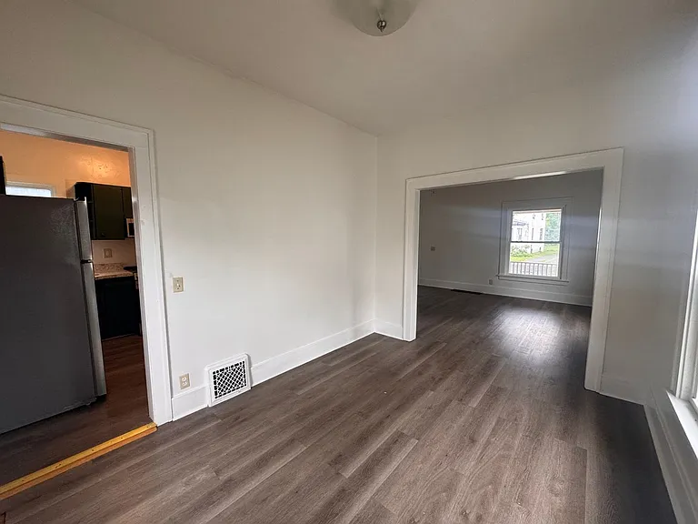 628 W Thomas St — Photo 9