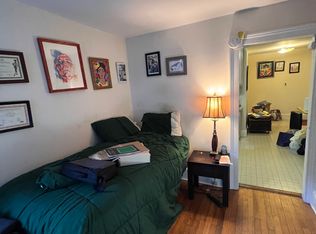 196 Woodhull Rd APT 2, Huntington, NY 11743