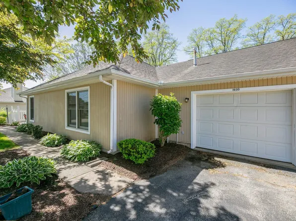 1600 Blue Heron Way, South Bend, IN 46628