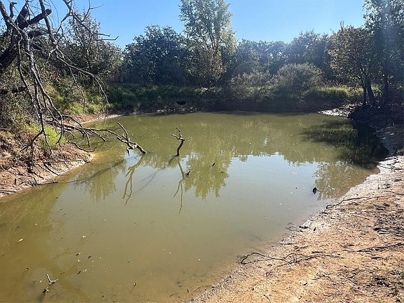 3rd image of Wild Hill Oak Dr