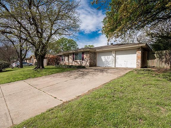 3rd image of 6963 Cox Ln