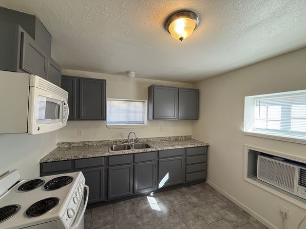 3932 E Admiral Ct #1/2