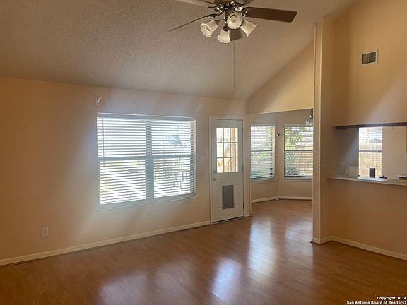 2nd image of 130 CIBOLO BRANCH DR