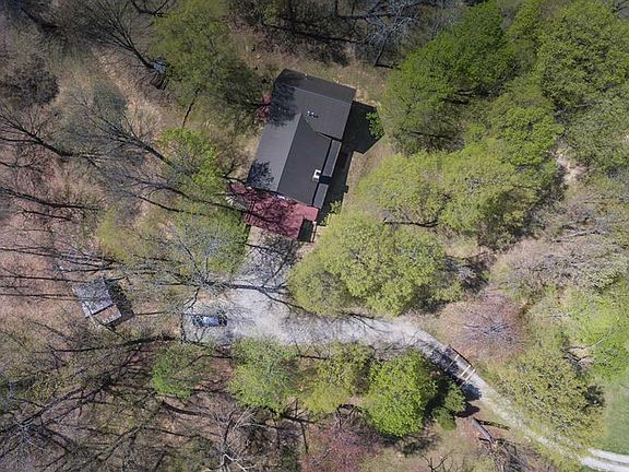 2nd image of 2710 Highway 142
