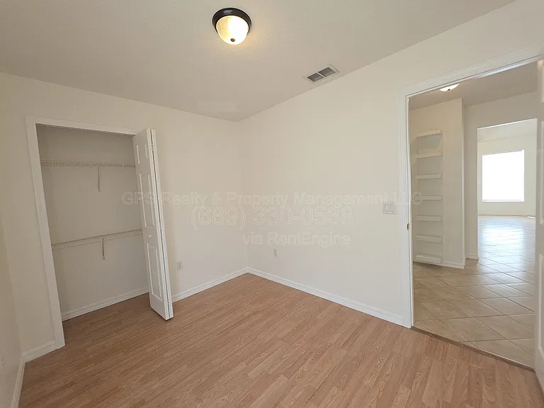 752 Sonja Cir — Photo 14