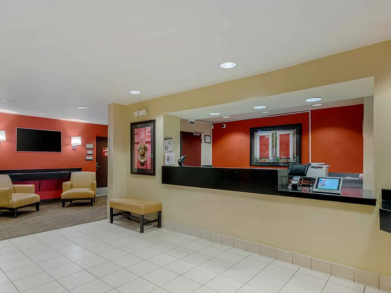 Lobby and Guest Check-in