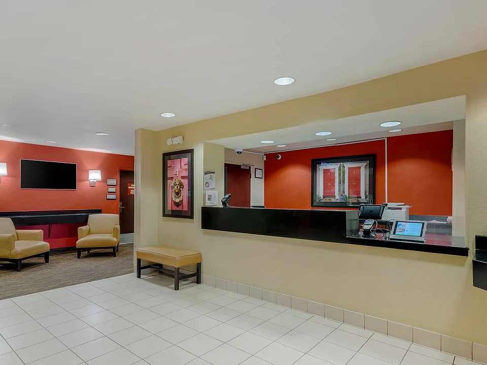 Lobby and Guest Check-in