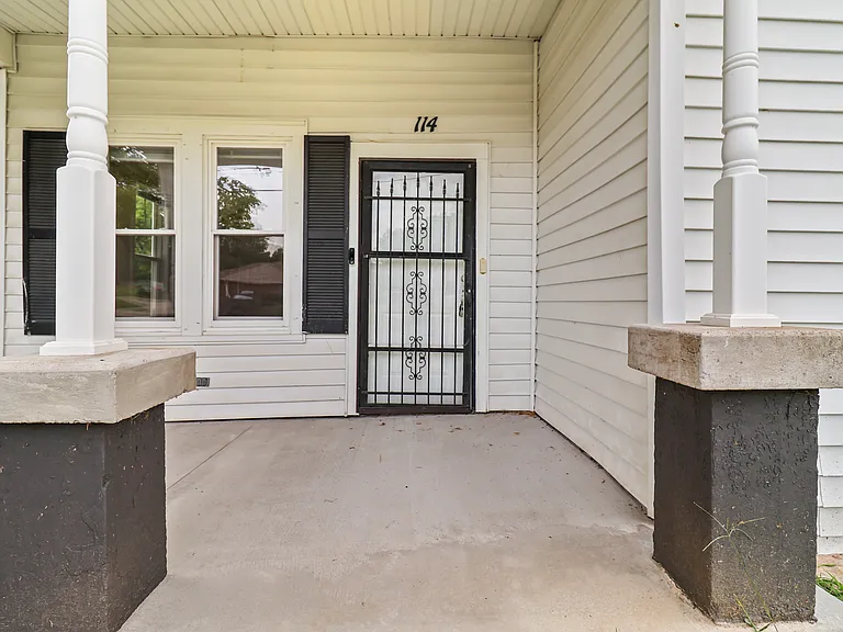 114 Emory St — Photo 6