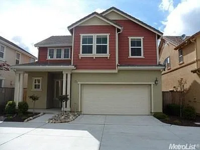9402 Vintner Cir photo 1