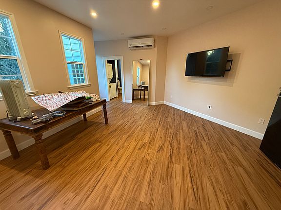2nd image of 2454 S Gramercy Park