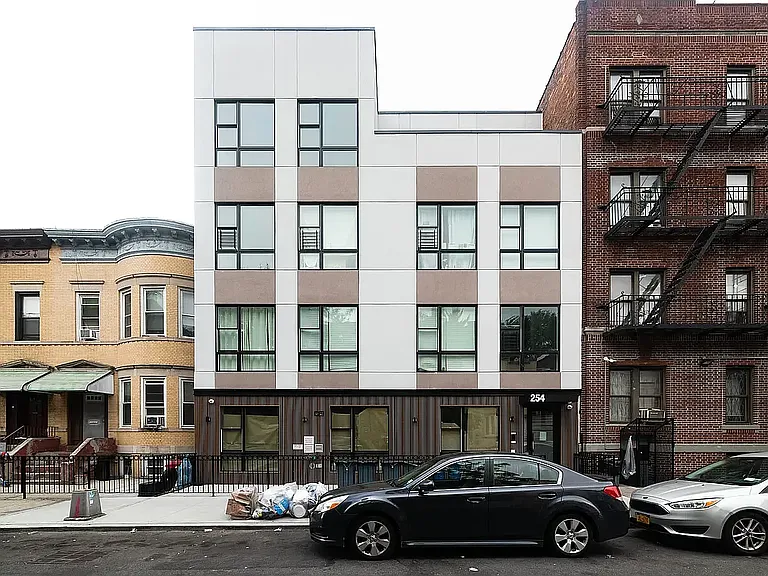 254 E 28th St #4D — Photo 12