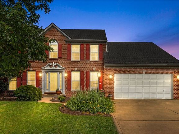 3rd image of 8025 Woodcreek Dr