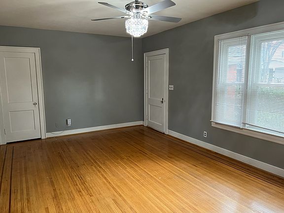 5th image of 2307 Wrocklage Ave #1