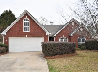 2970 Meadow Gate Way, Loganville, GA 30052