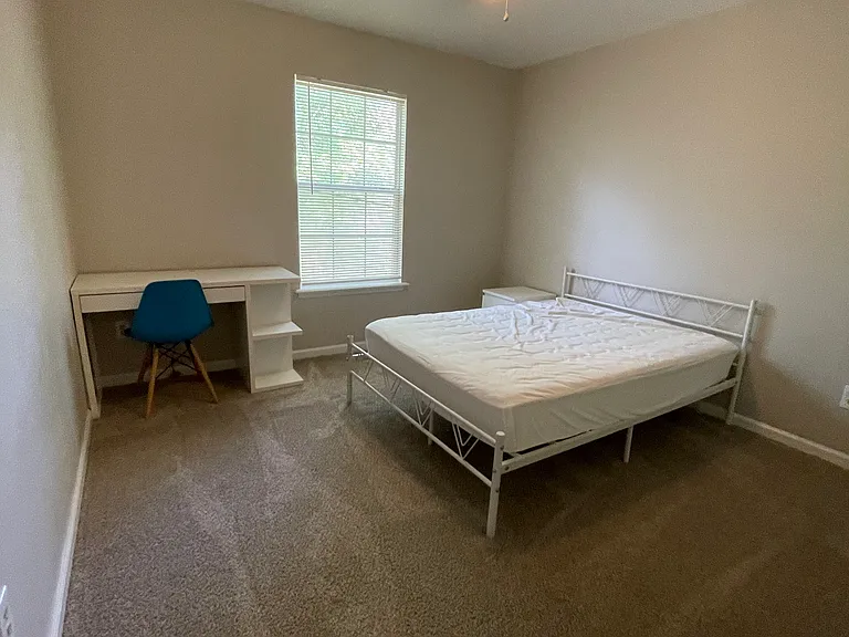 804 N Woodward Ave — Photo 14