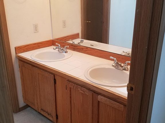 5th image of 10011 SE 242nd Pl