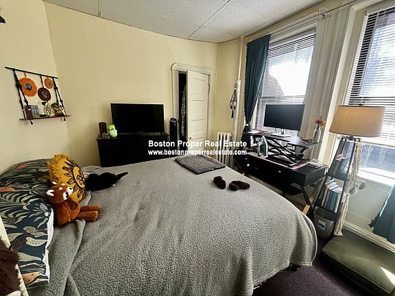4th image of 24 Phillips St APT 7