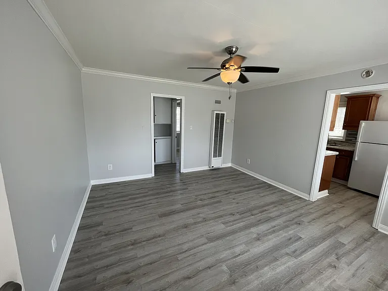 4169 1/2 Kansas St — Photo 5