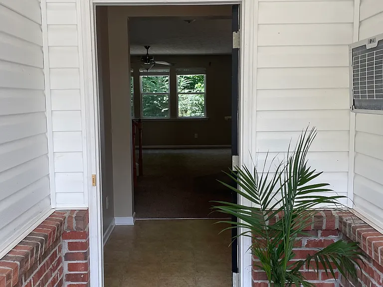 1212 Bronze Oak Way — Photo 3