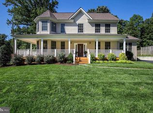 1822 Anderson Rd, Falls Church, VA 22043