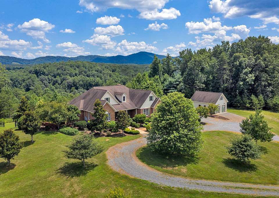 2nd image of 6527 Dick Woods Rd