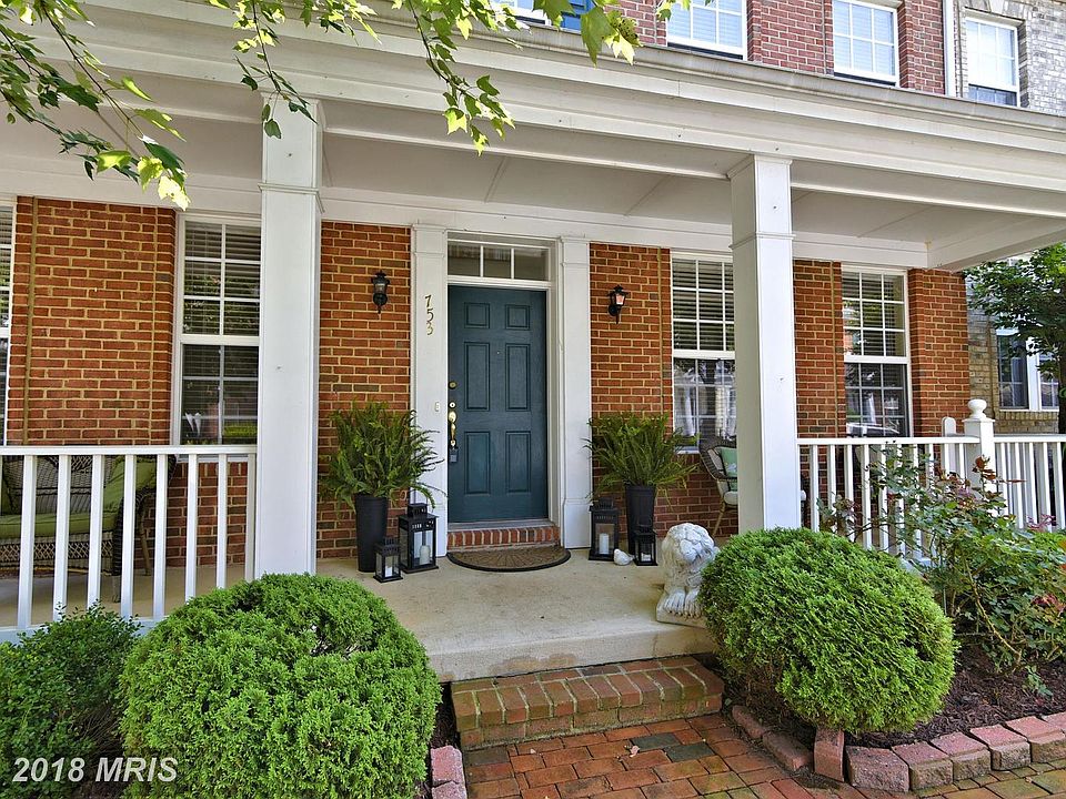 1st image of 753 Monument Ave