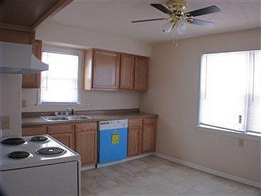 3rd image of 4430 Ardmore Ave