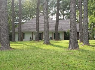 116 Phillips Rd, Sumrall, MS 39482