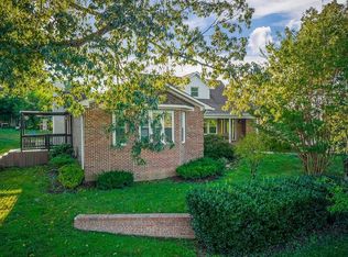 1198 N Franklin Ave, Cookeville, TN 38501