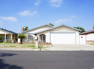214 N Cooper St, Santa Ana, CA 92703